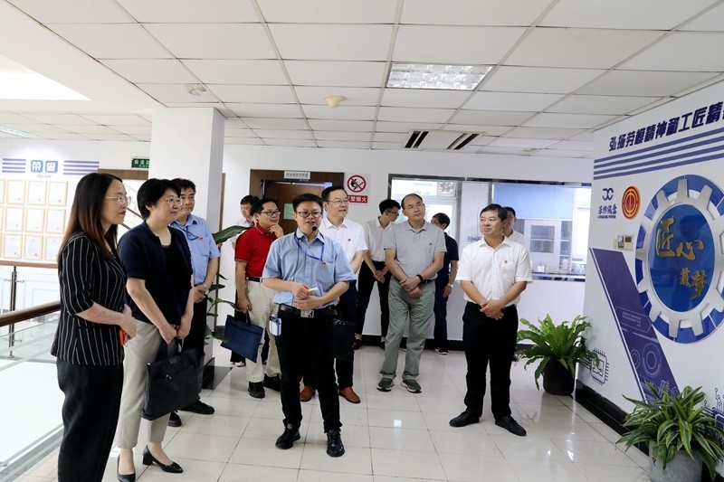 2020年7月14日，时任浙江省总工会党组成员、副主席张卫华一行莅临918.com纸业调研推动新时期产业工人行列建设鼎新工作